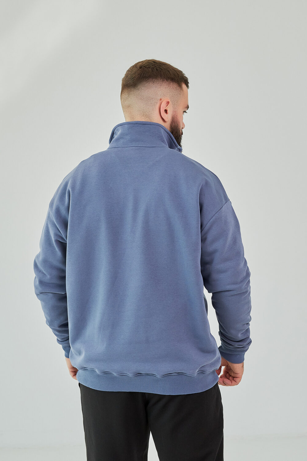 Чоловіча кофта на короткому замку з щільного трикотажу