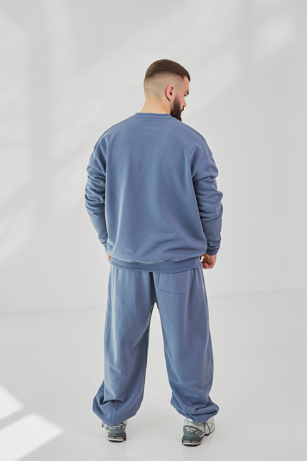 Чоловічі спортивні штани банани з щільного трикотажу