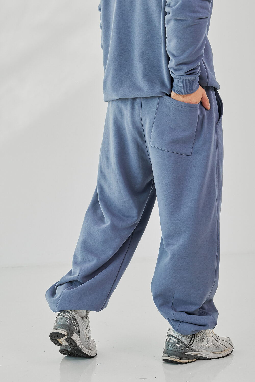 Чоловічі спортивні штани банани з щільного трикотажу