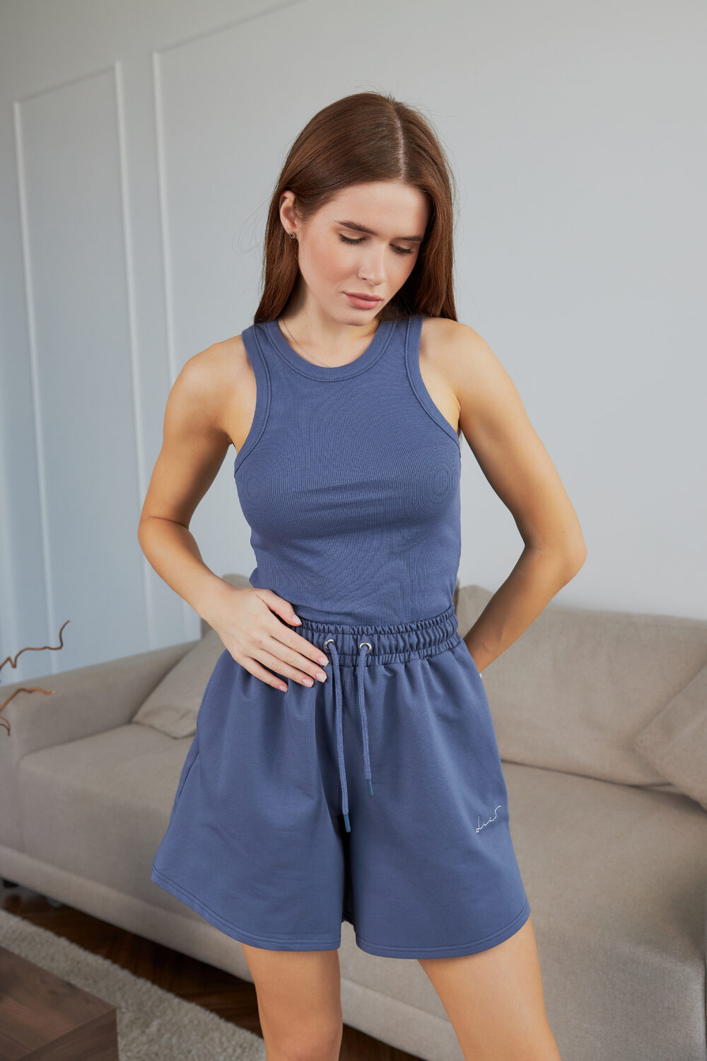 Жіноча майка з тонкої кашкорсе приталена базова