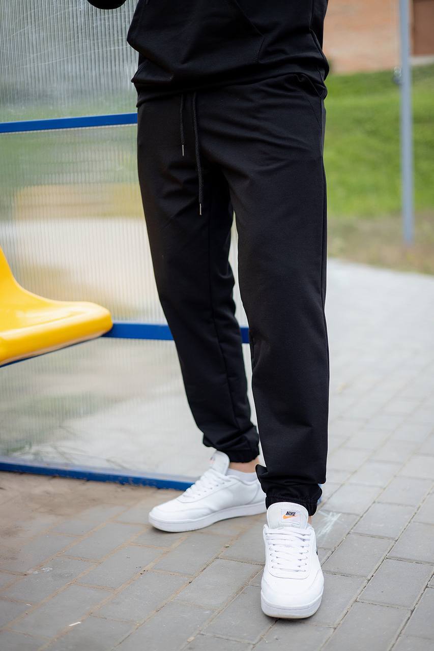 Чоловічі спортивні штани звуженого крою з манжетами