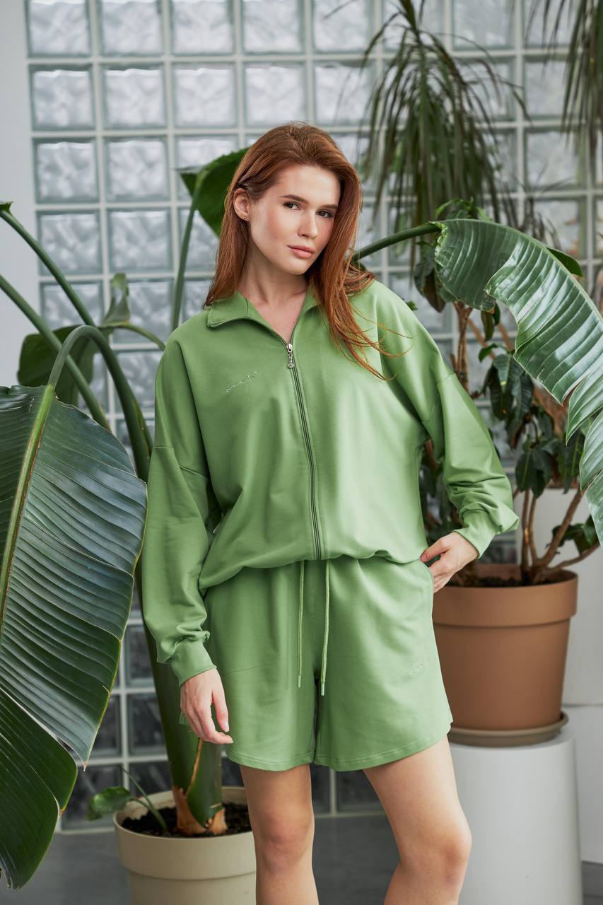 Кофта на замку