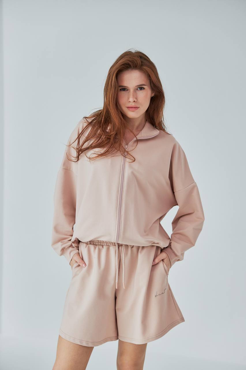 Кофта на замку