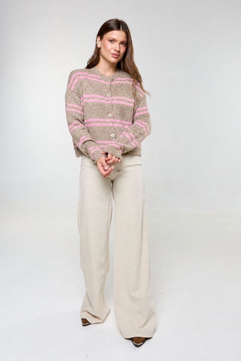 4a77cccf62adaf52cb5025ae00f3050c-4.jpg